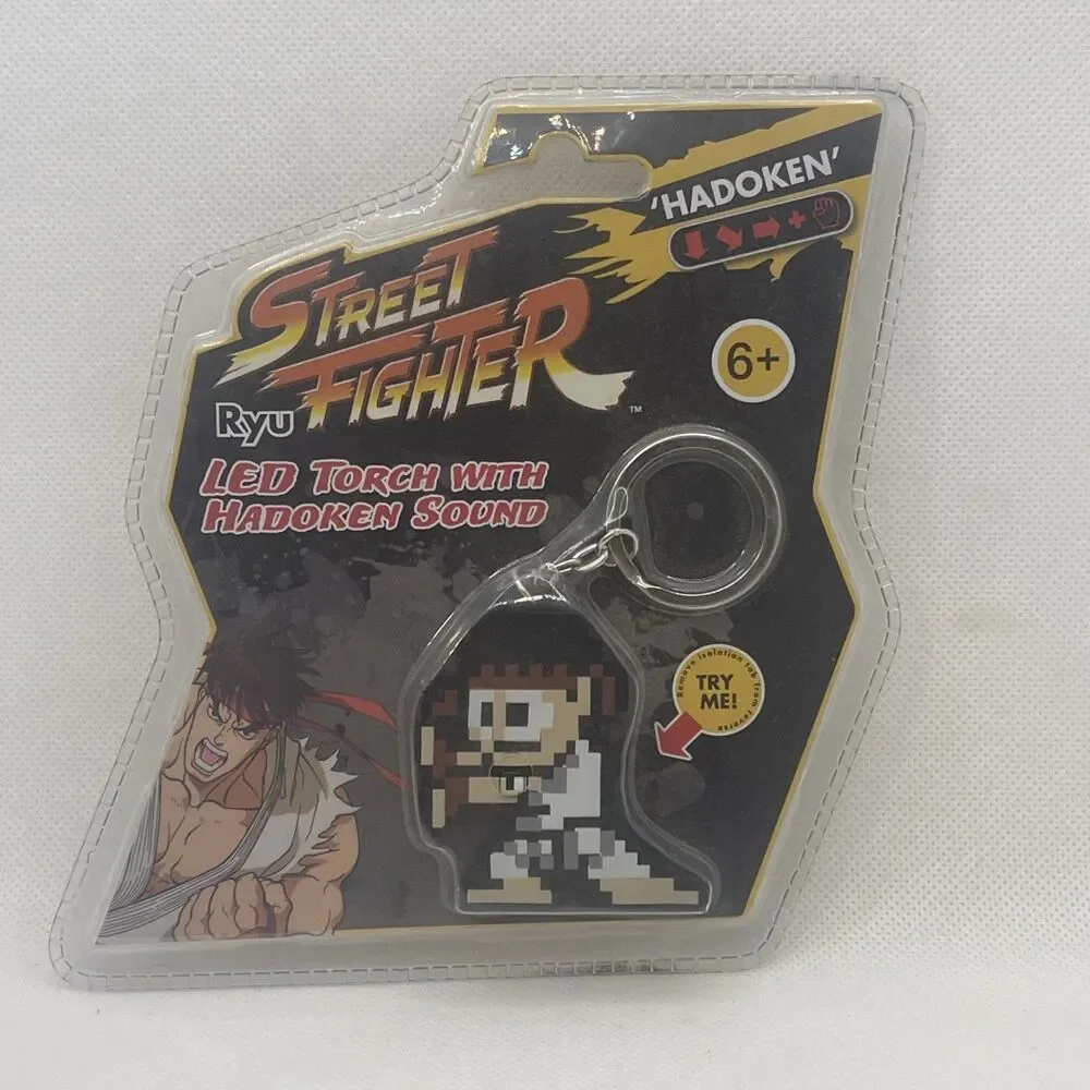 8 Bit Ryu - Street Fighter Keychain - LED Light Up Torch with HADOKEN